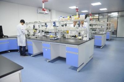 專業祛痘產品OEM代加工 白云化妝品廠家引領護膚原液與祛痘精華貼牌新趨勢